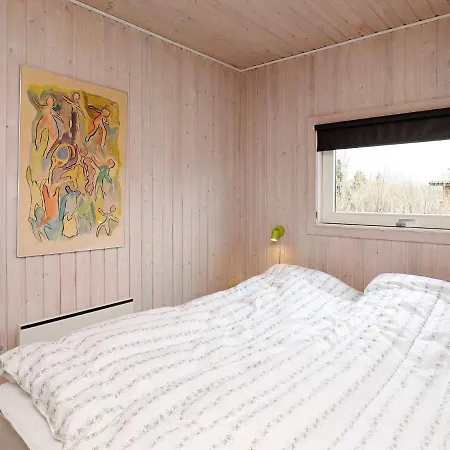 Three-bedroom In Spottrup 3